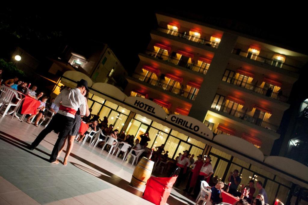 Hotel Cirillo Family Club Силви Марина Екстериор снимка