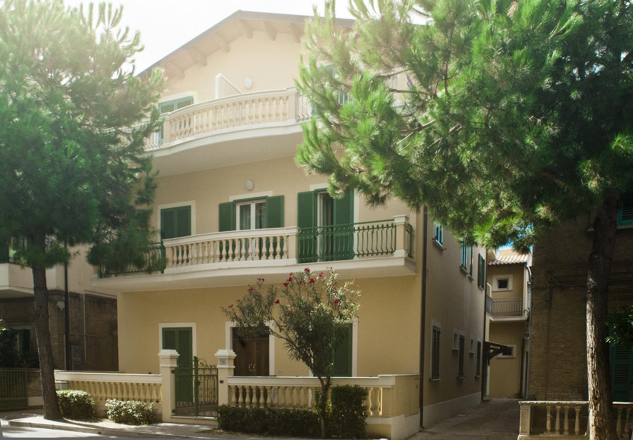 Hotel Cirillo Family Club Силви Марина Екстериор снимка