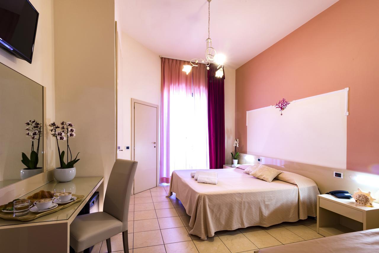 Hotel Cirillo Family Club Силви Марина Екстериор снимка