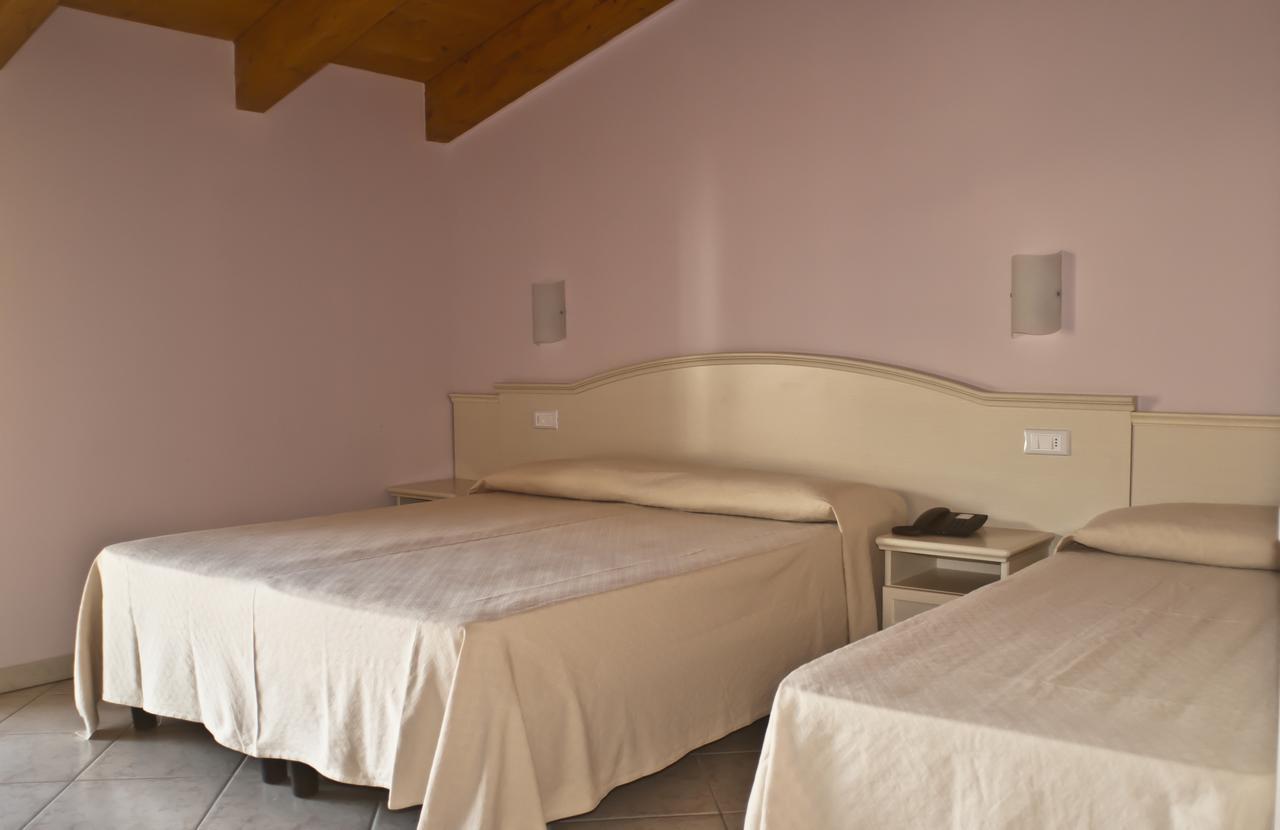 Hotel Cirillo Family Club Силви Марина Екстериор снимка
