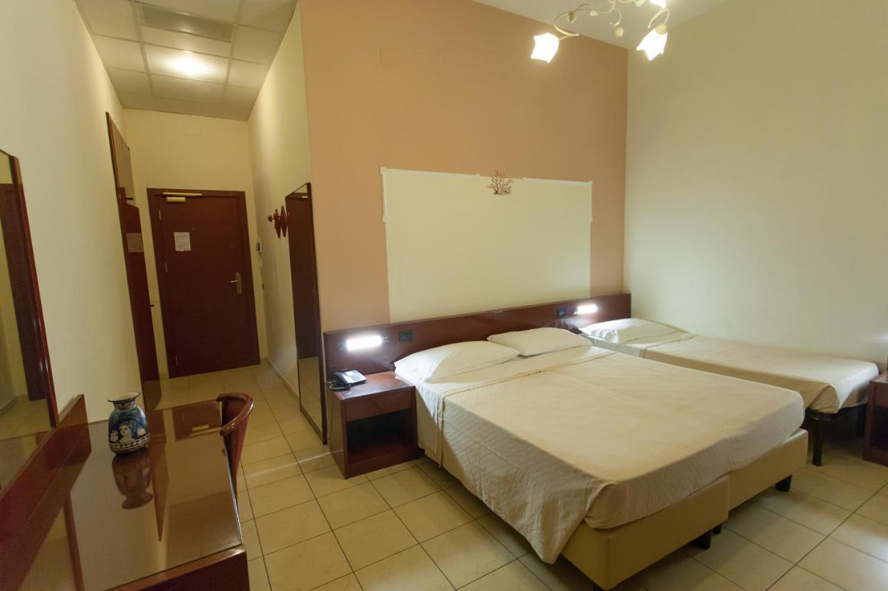 Hotel Cirillo Family Club Силви Марина Екстериор снимка